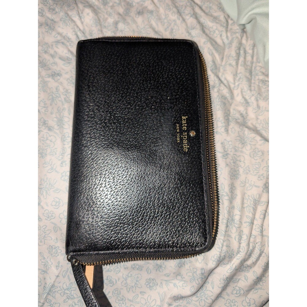 Kate Spade New York Black Leather Zip Around Wallet